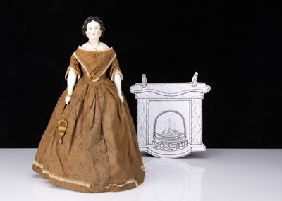 Lot 116 - A fine 19th century German china shoulder-head doll