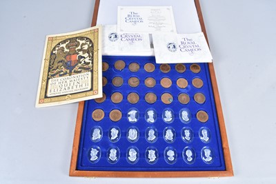 Lot 155 - A Danbury Mint 'The Royal Crystal Cameos' set