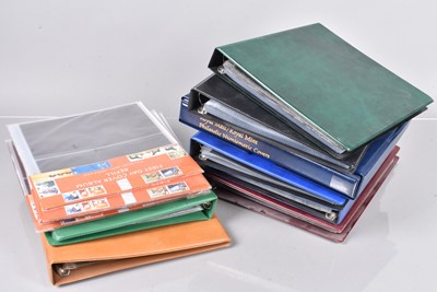 Lot 190 - An assortment of Philautic Equipment