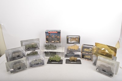 Lot 40 - Modern WWII & Later Military Models and King & Country RAF Figure (19)
