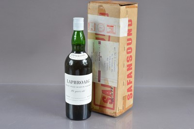 Lot 62 - One 1970s bottled Laphroaig 10yr old malt