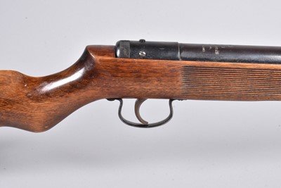 Lot 831 - A Webley Mark 3 .22 Under Lever Air Rifle