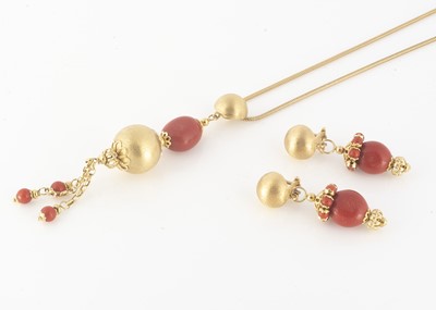 Lot 104 - An Italian 18ct gold and coral necklace and earring set by Di Lombardi Alessandron & Claudio