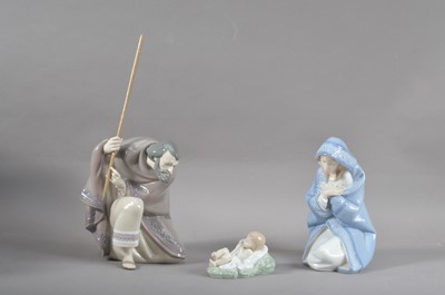 Lot 80 - A Lladro Christmas Nativity scene