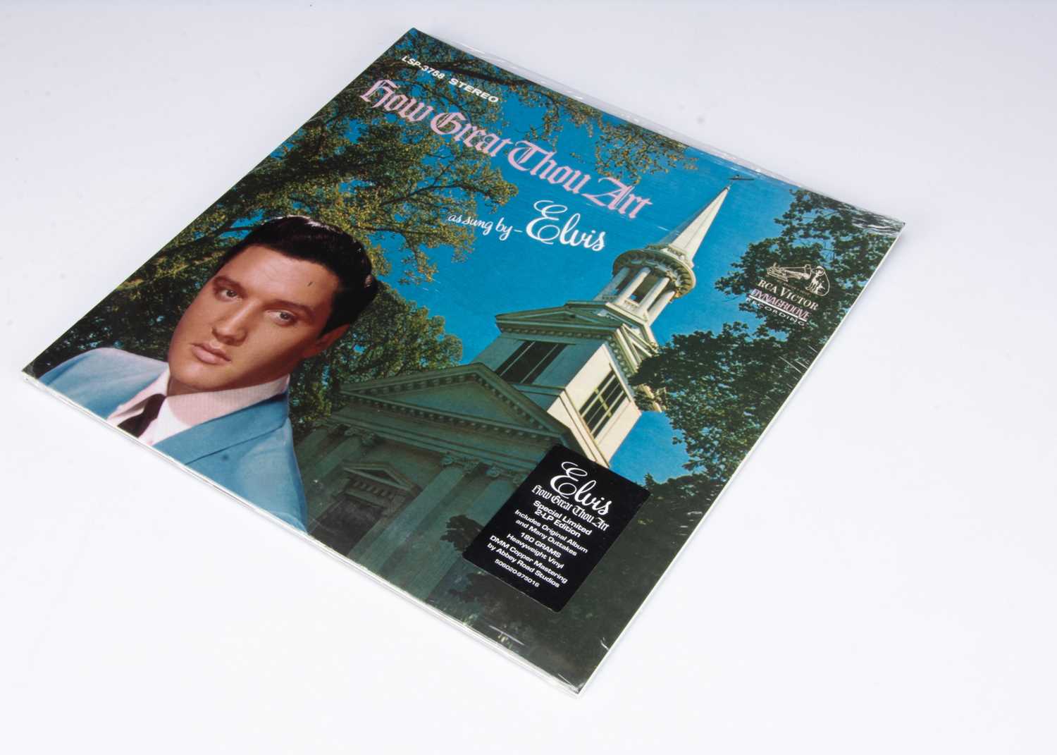 Lot 122 - Elvis Presley LP