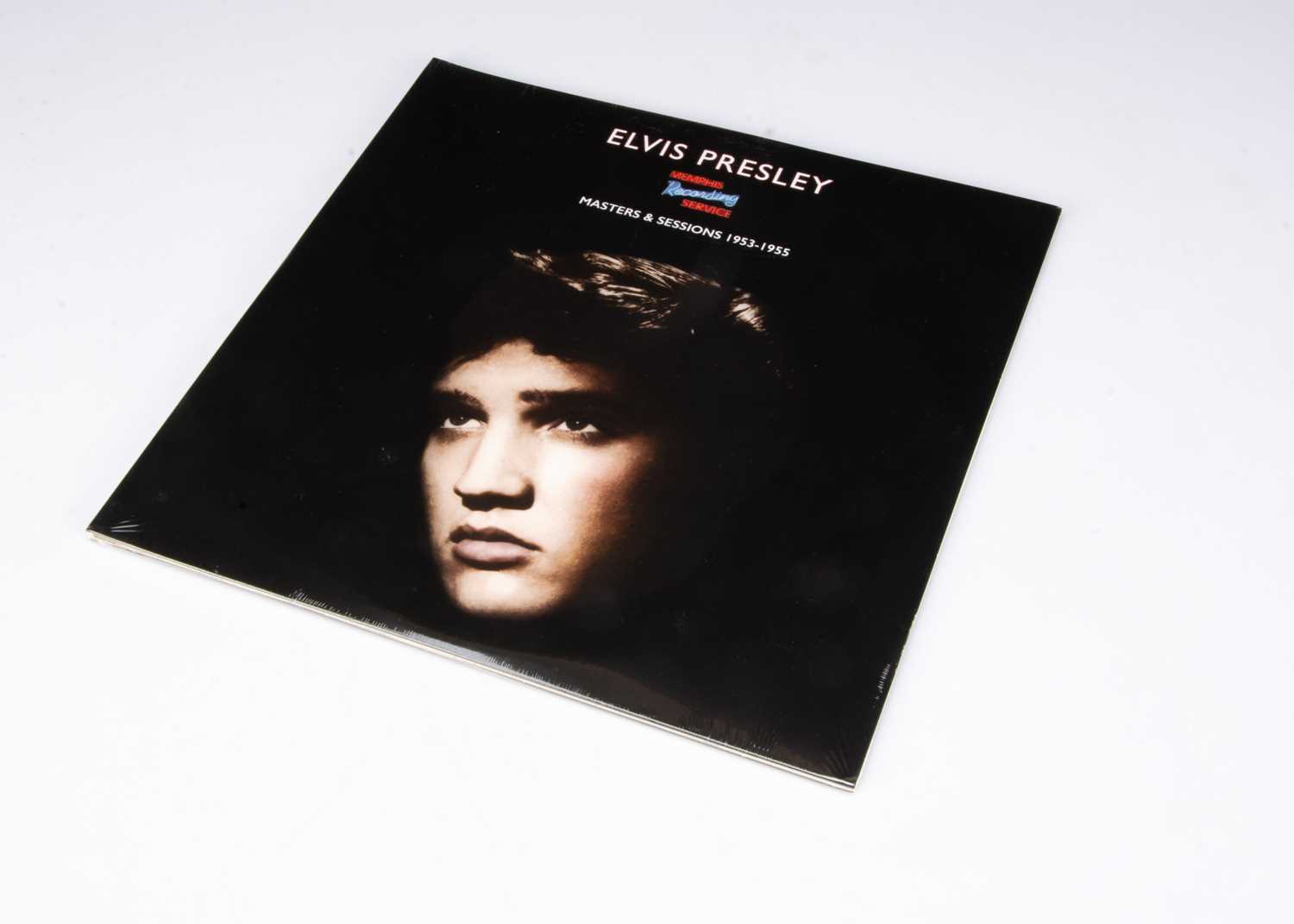 Lot 152 - Elvis Presley LP