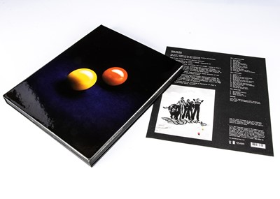 Lot 275 - Wings Box Set