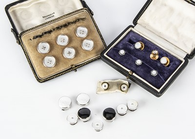 Lot 159 - A collection of gentleman's dress studs