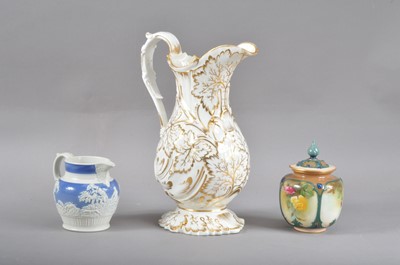 Lot 30 - A Royal Worcester jar and cover