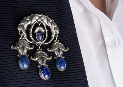 Lot 276 - A Georg Jensen 'Master brooch' silver and lapis no. 95