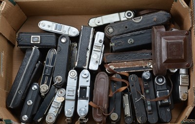 Lot 29 - A Tray of Folding Cameras