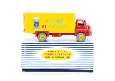 Lot 21 - A Dinky Supertoys 923 Big Bedford 'Heinz' Van