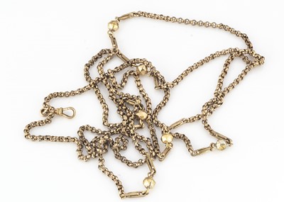 Lot 331 - A gilt metal early 20th Century muff chain