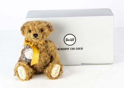 Lot 327 - A Steiff Danbury Mint limited edition Harry and Meghan Royal Wedding Teddy Bear