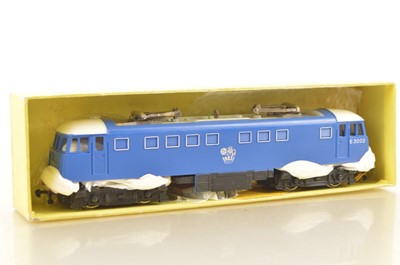 Lot 468 - Hornby-Dublo 00 Gauge 2-Rail 2245 BR blue 3300 HP Electric Locomotive E3002