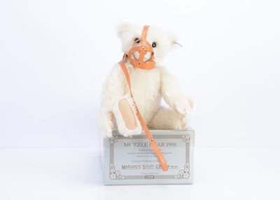 Lot 129 - A Steiff limited edition replica 1908 Muzzle bear