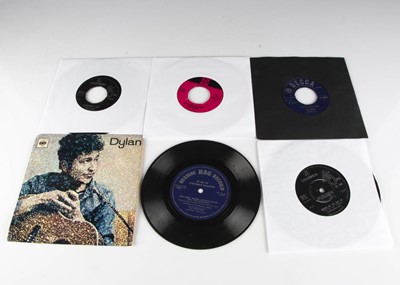Lot 135 - Beat / Psych 7" Singles