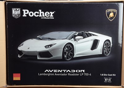 Lot 362 - A Pocher Hornby 1:8 Scale Model Kit - Lamborghini Aventador LP 700-4 Roadster (Bianco Canopus)