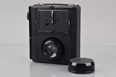 Lot 85 - An Ihagee Patent Klapp Reflex 9 x 12 (No. 1120) Camera