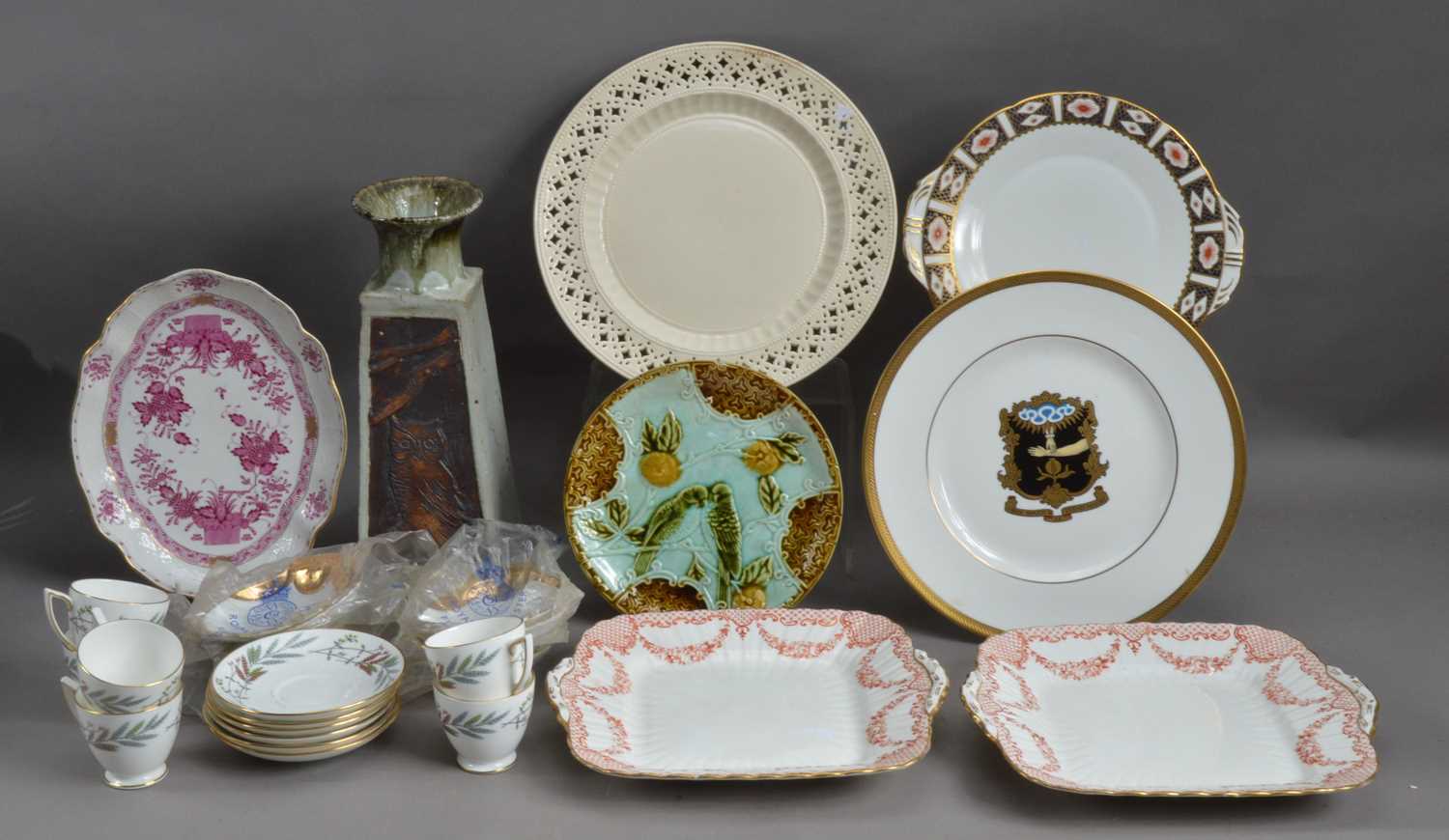 Lot 50 - A collection of British and European ceramics and pottery