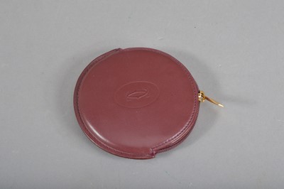 Lot 109 - A contemporary Must de Cartier leather coin purse