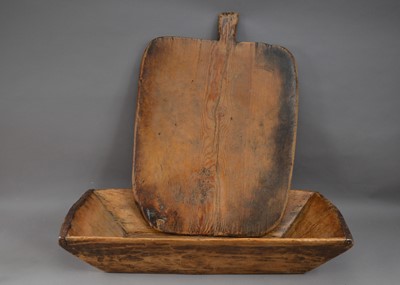 Lot 148 - Two items of treen
