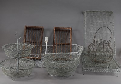 Lot 179 - A collection wire work items