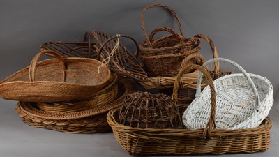 Lot 181 - A large collection of assorted wicker items