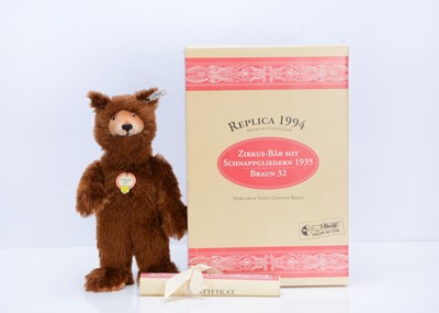 Lot 108 - A Steiff limited edition Circus Bear 1935 replica teddy bear