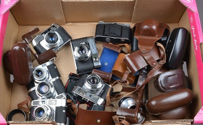 Lot 31 - A Group of Voigtländer 35mm Cameras