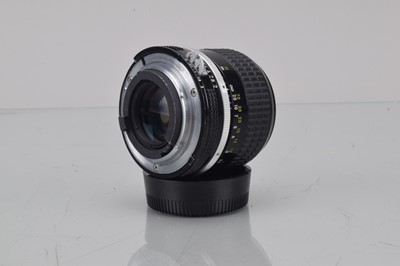 Lot 51 - A Nikon Nikkor 85mm f/2 Ai Lens