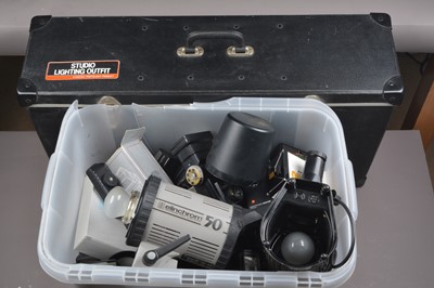 Lot 252 - Studio Equipment and Flash Units