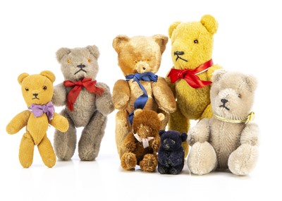 Lot 189 - Six post-war German or Continental small Teddy Bears