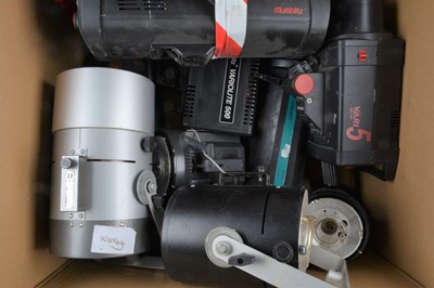 Lot 279 - Studio Flash Heads