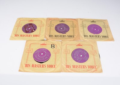 Lot 69 - Elvis Presley 7" Singles
