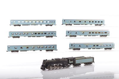 Lot 627 - Rivarossi unboxed American HO Gauge The Golden Spike Centennial 1869-1969 Berkshire 2-8-4 Locomotive and Tender and six  light blue Coaches (7)