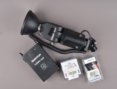 Lot 490 - A Quantum T5d-R Qflash Flash Unit
