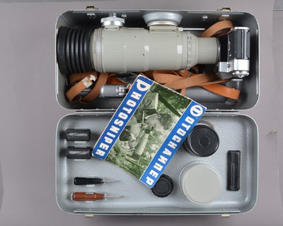 Lot 493 - A Zenit ES Photo Sniper Camera