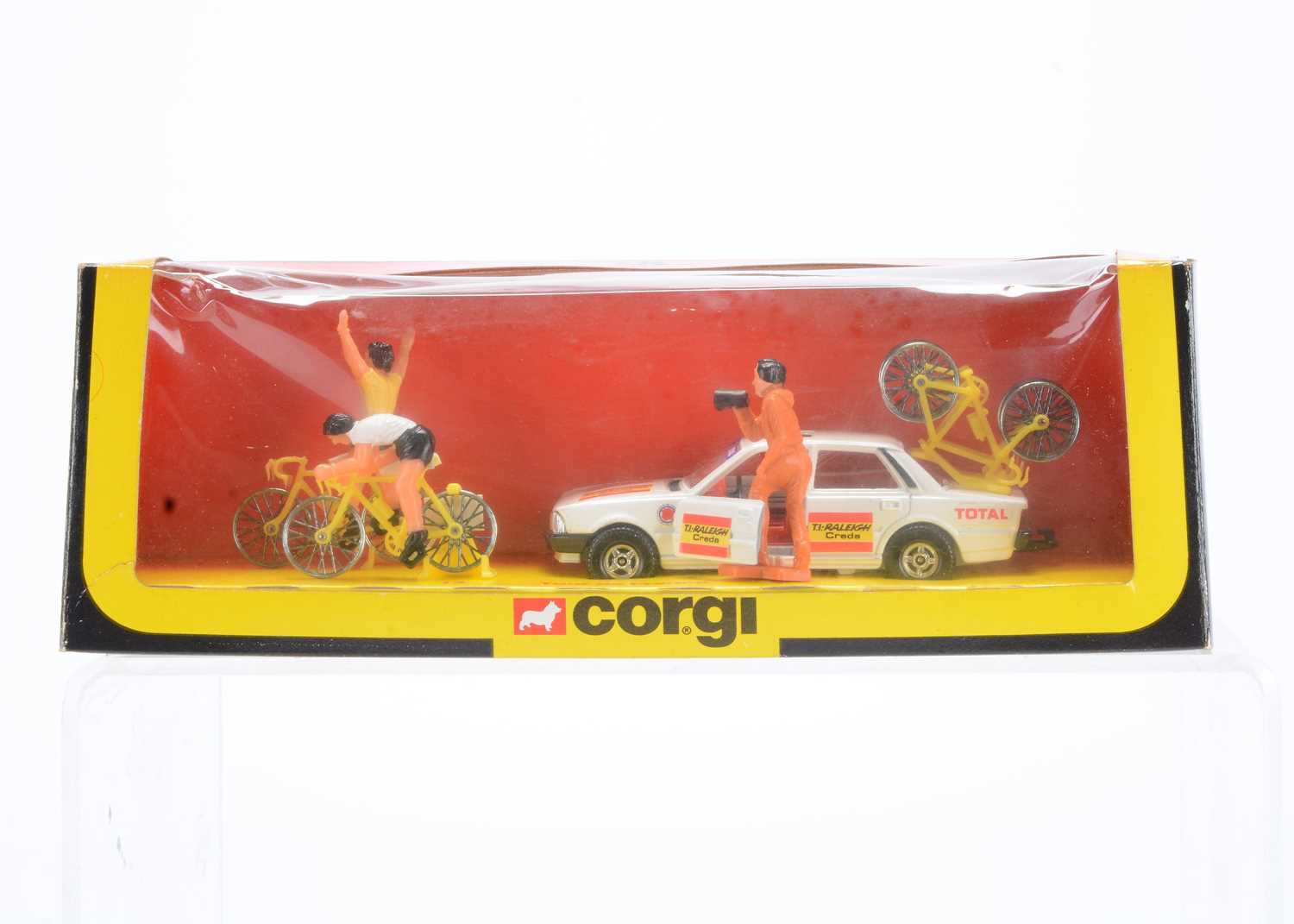 Lot 69 - A Corgi Toys Gift Set 13 Tour de France 'Raleigh' Team Car