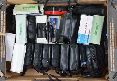 Lot 571 - A Tray of Panorama Compact Cameras