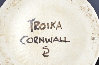 Lot 16 - A c1960s Troika pottery vase by Sue Lowe