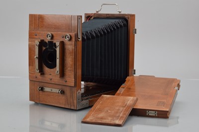 Lot 449 - A Mahogany Half Plate Tail Board Camera Body