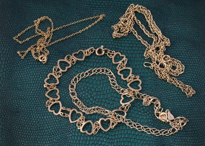 Lot 4 - A collection of gold jewellery