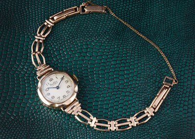 Lot 20 - A lady's Bentima manual wind wristwatch