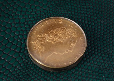 Lot 39 - A George III 1788 spade Guinea with an enamel applied reverse