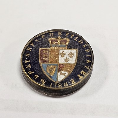 Lot 39 - A George III 1788 spade Guinea with an enamel applied reverse