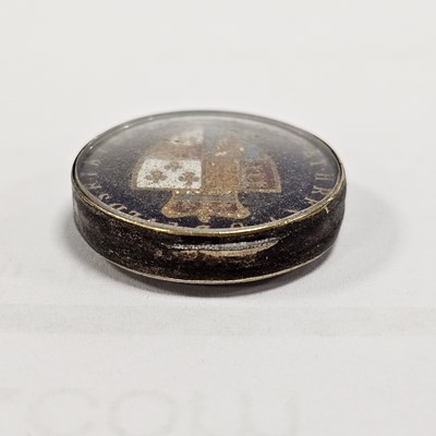 Lot 39 - A George III 1788 spade Guinea with an enamel applied reverse