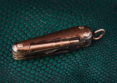 Lot 42 - An early 20th Century miniature gilt metal and steel penknife