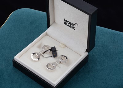 Lot 128 - A pair of boxed Mont Blanc silver cufflinks
