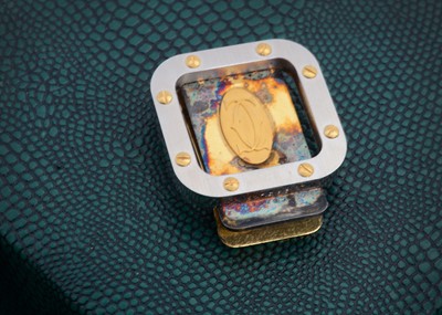 Lot 138 - A Must de Cartier bi metal money clip